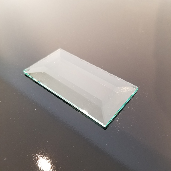 Featured image for “1 1/2″ x 3″ Rectangle Bevel”