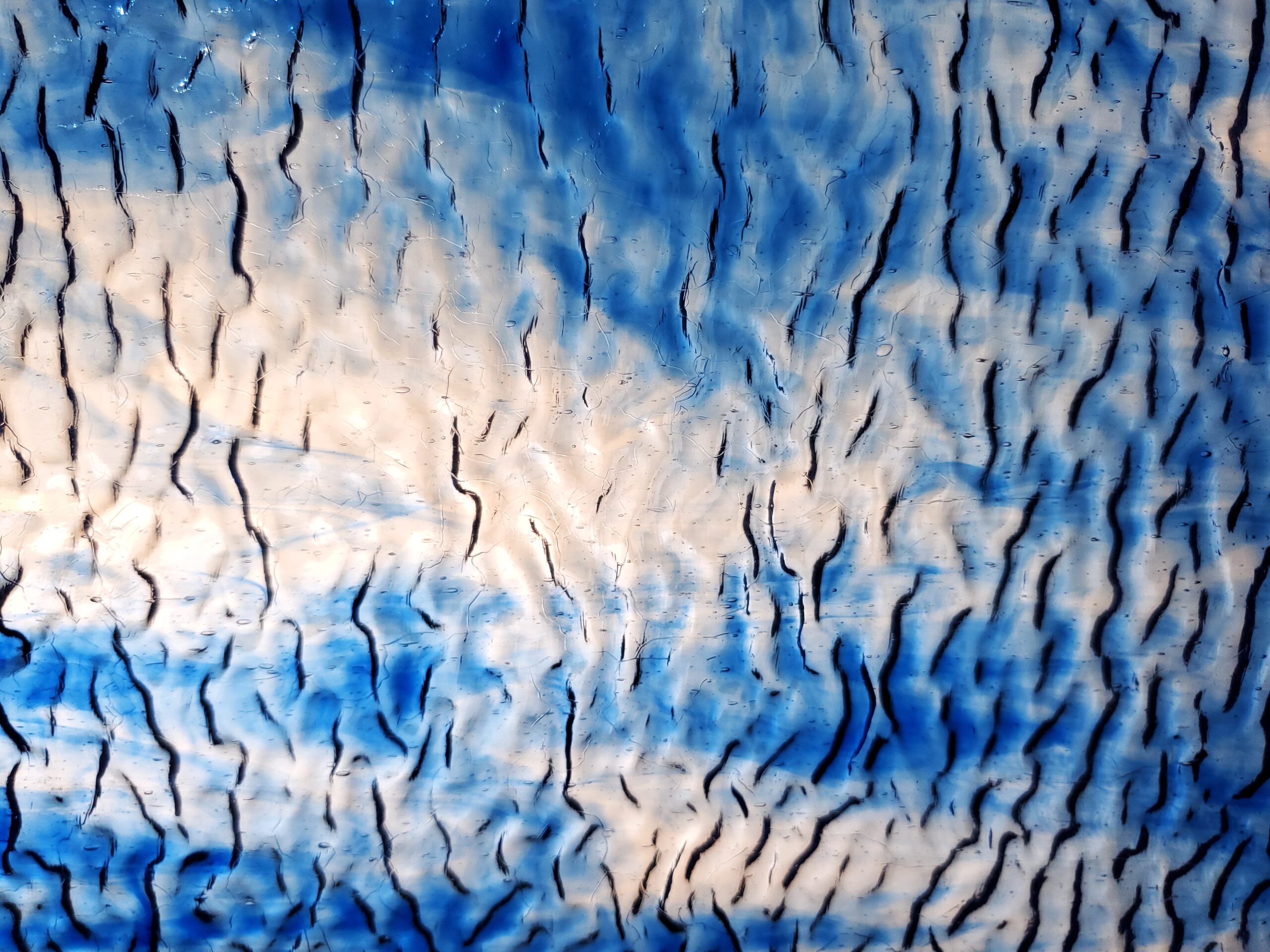 Featured image for “BLUE/CLEAR RIPPLE PW118LLR”