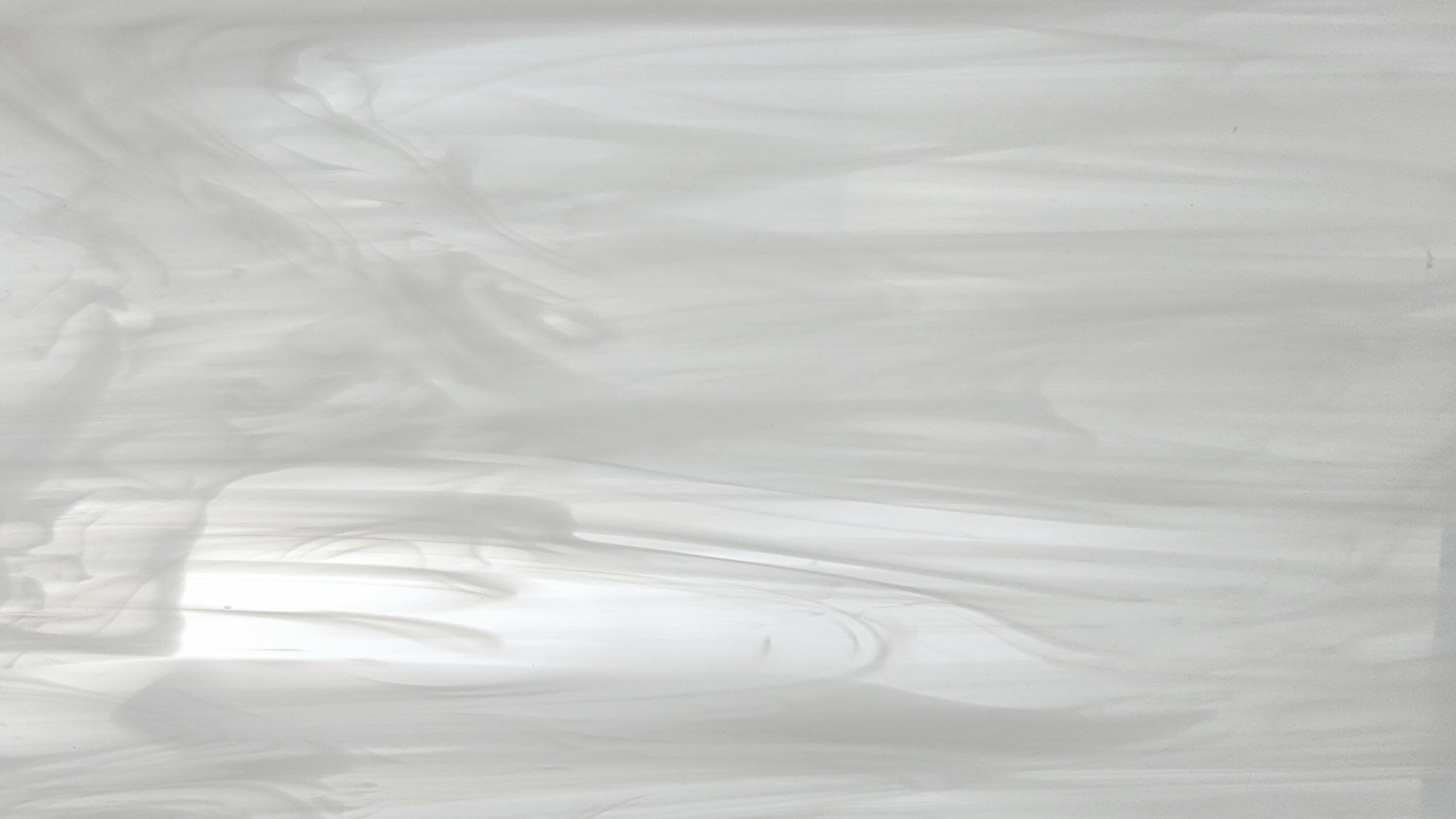 Featured image for “CLEAR/WHITE STREAKY FUSIBLE 96 OGT307S-F”