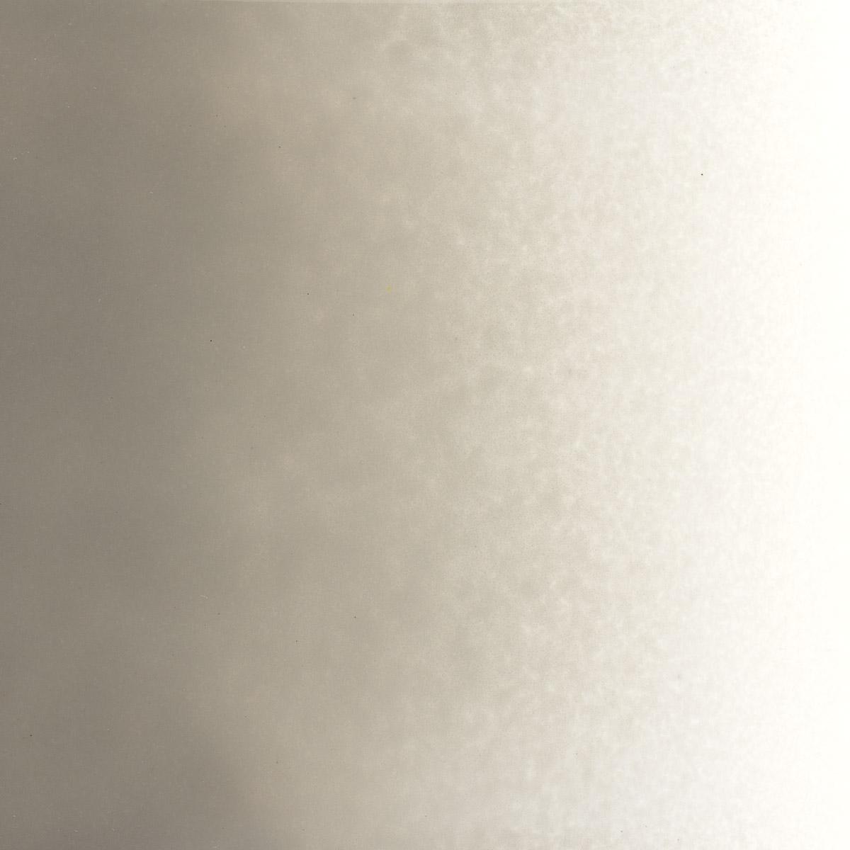 Featured image for “Deco Gray Opalescent, Powder Frit 000136-0008-F_01”