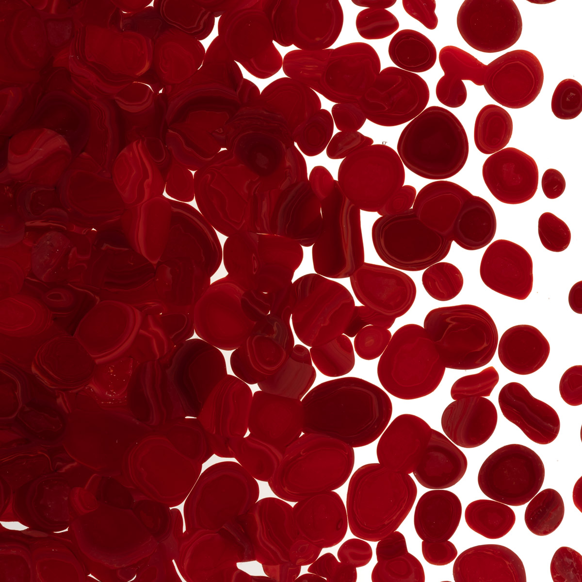 Featured image for “Deep Red Opalescent, Coarse Frit 000224-0003-F_01”