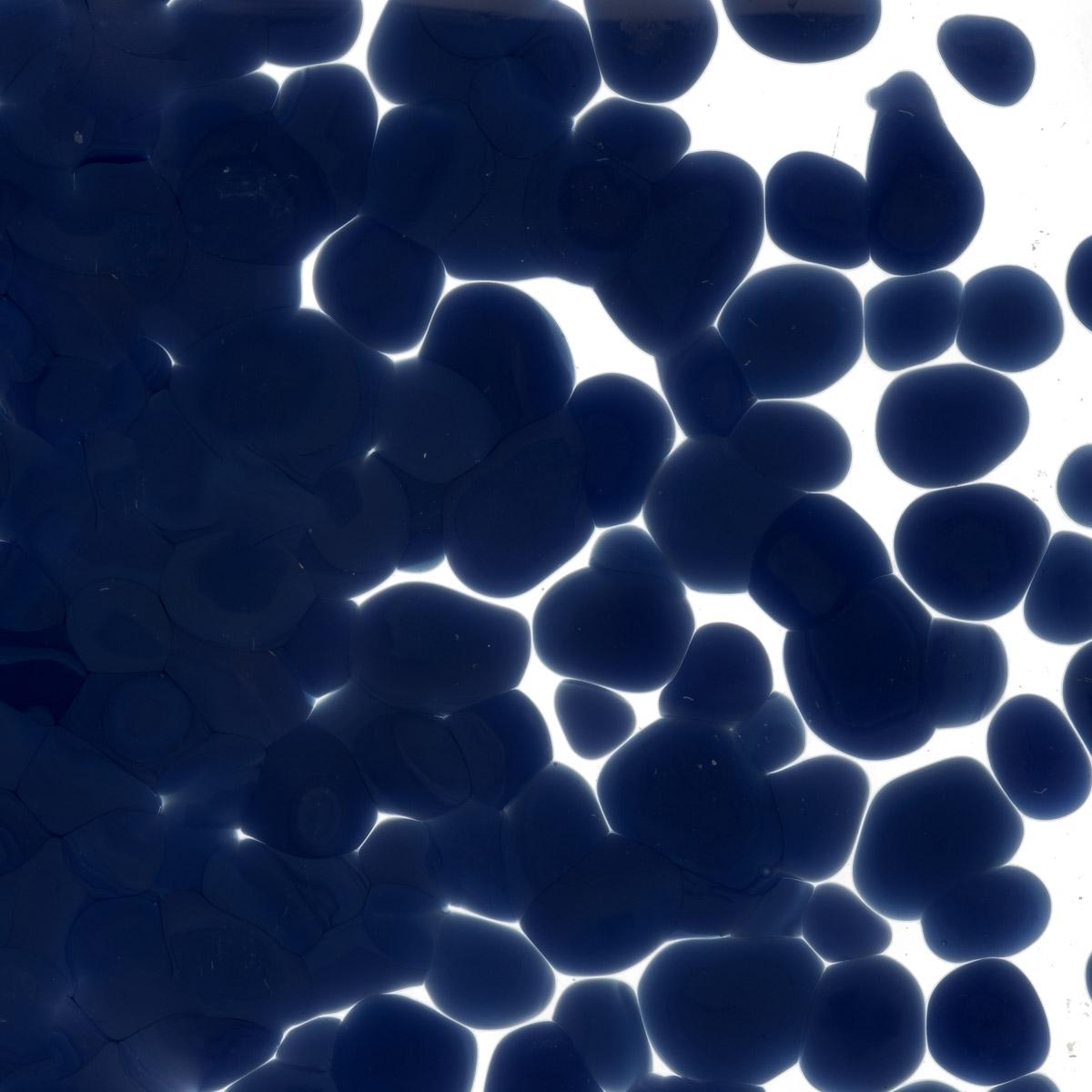 Featured image for “Indigo Blue Opalescent, Coarse Frit 000148-0003-F_01”