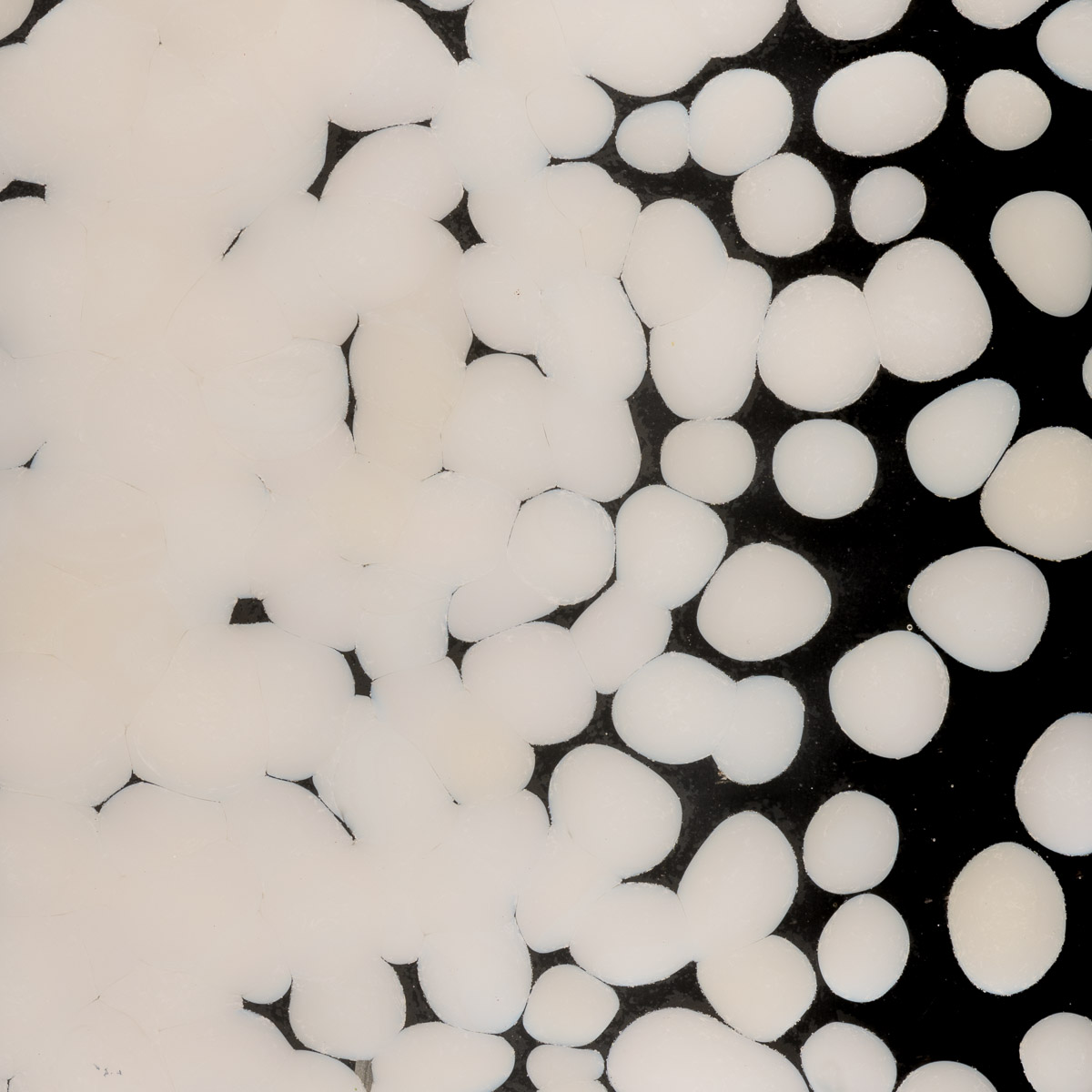 Featured image for “Light Peach Cream Opalescent, Coarse Frit 000034-0003-F_01”
