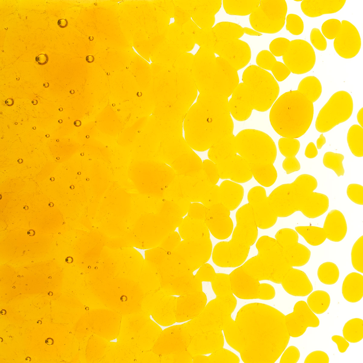 Featured image for “Marigold Yellow Transparent, Coarse Frit 001320-0003-F_01”