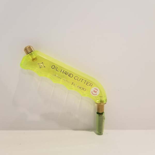 Featured image for “Toyo Pistol Grip Tap Wheel Glass Cutter”