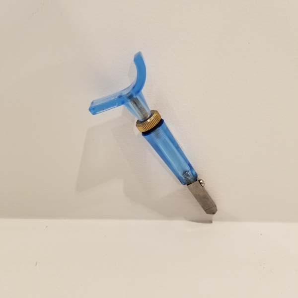 Featured image for “Toyo Thomas Grip Glass Cutter”
