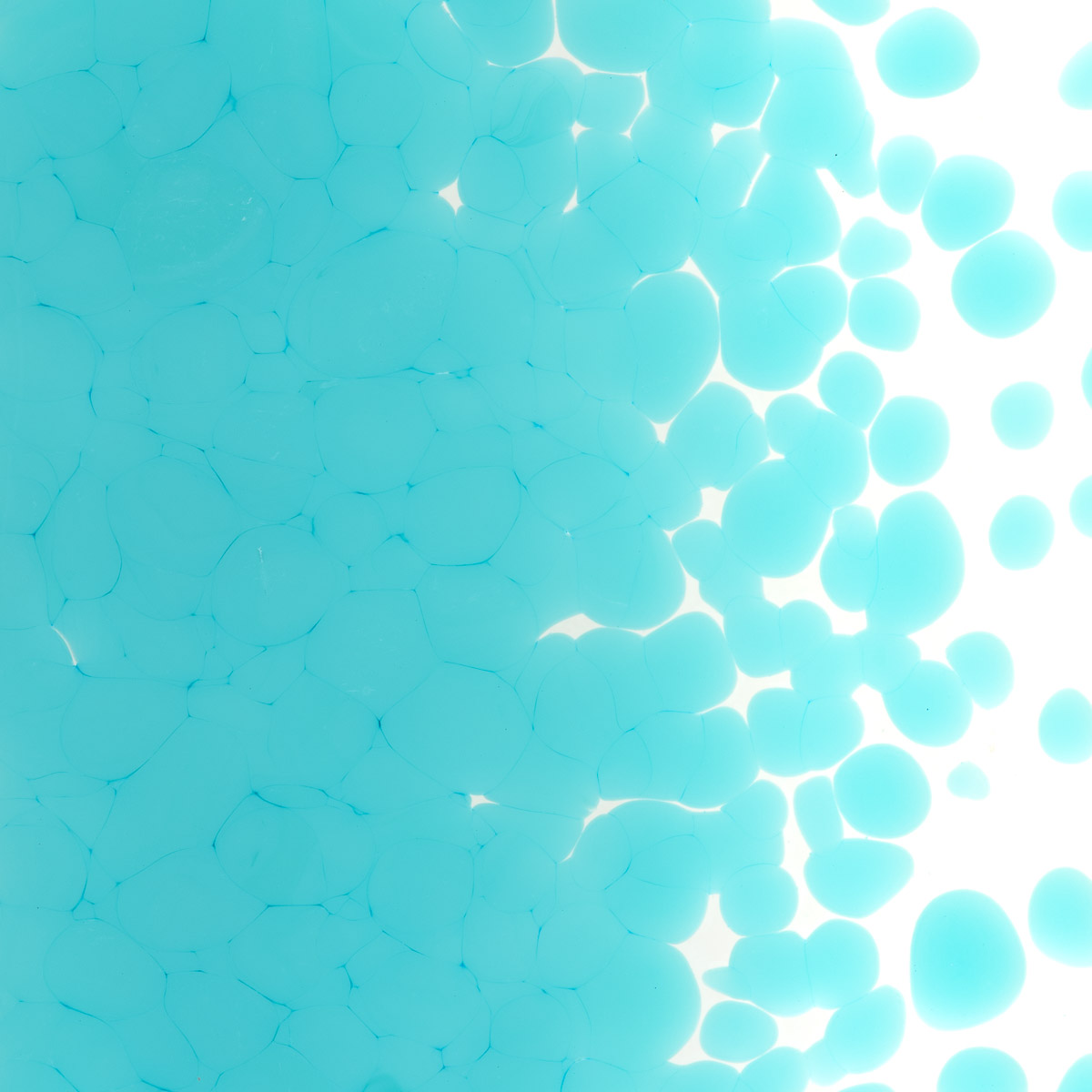 Featured image for “Turquoise Blue Opalescent, Coarse Frit 000116-0003-F_01”