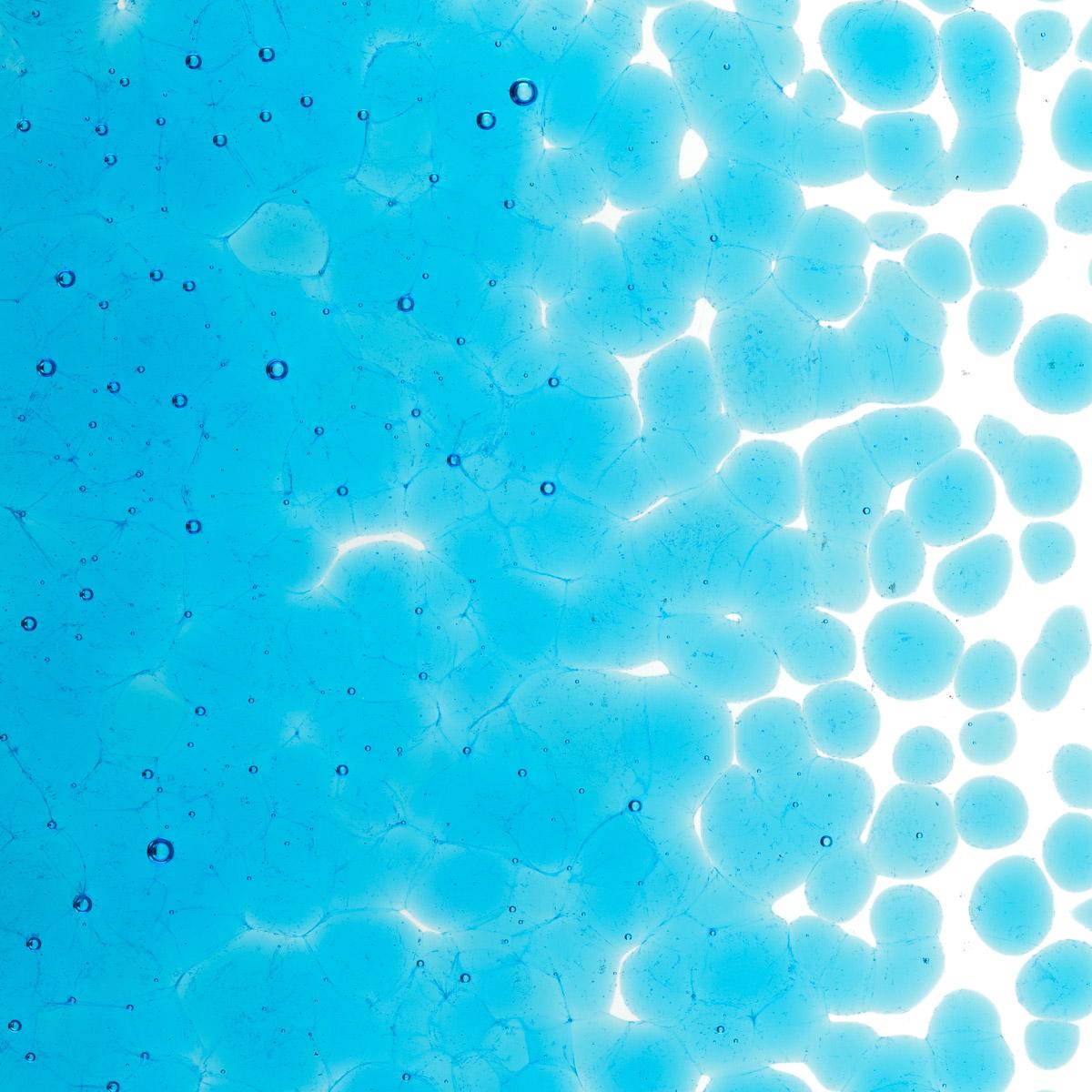 Featured image for “Turquoise Blue Transparent, Coarse Frit 001116-0003-F_01”