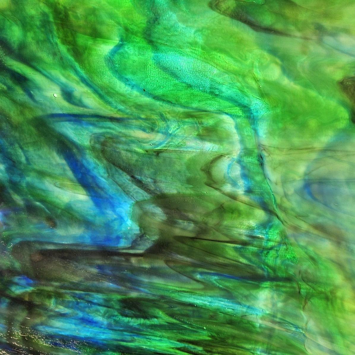Featured image for “Uro by Youghiogheny 00-485 Blue & Emerald Green with Spring Green & Purple Ring Mottle”